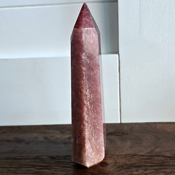 Strawberry Quartz Tower โ Love โข Joy โข Emotional Healing - Picture 4 of 7